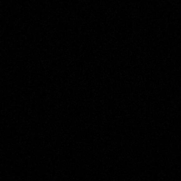 Meet your Posher, Julie - Picture 1 of 1